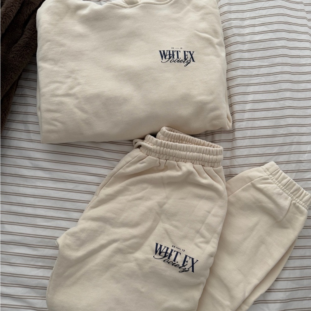 Whitefox Sweatpants Set